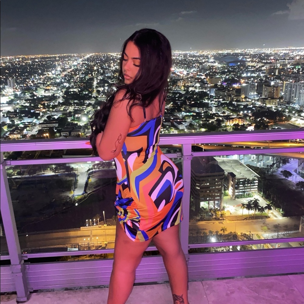 Colorful dress !